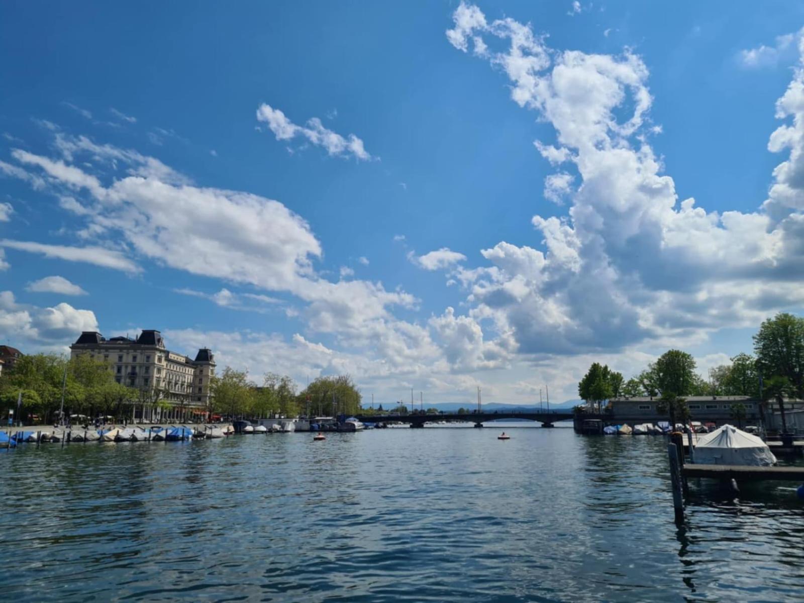 Cozy In Zurich