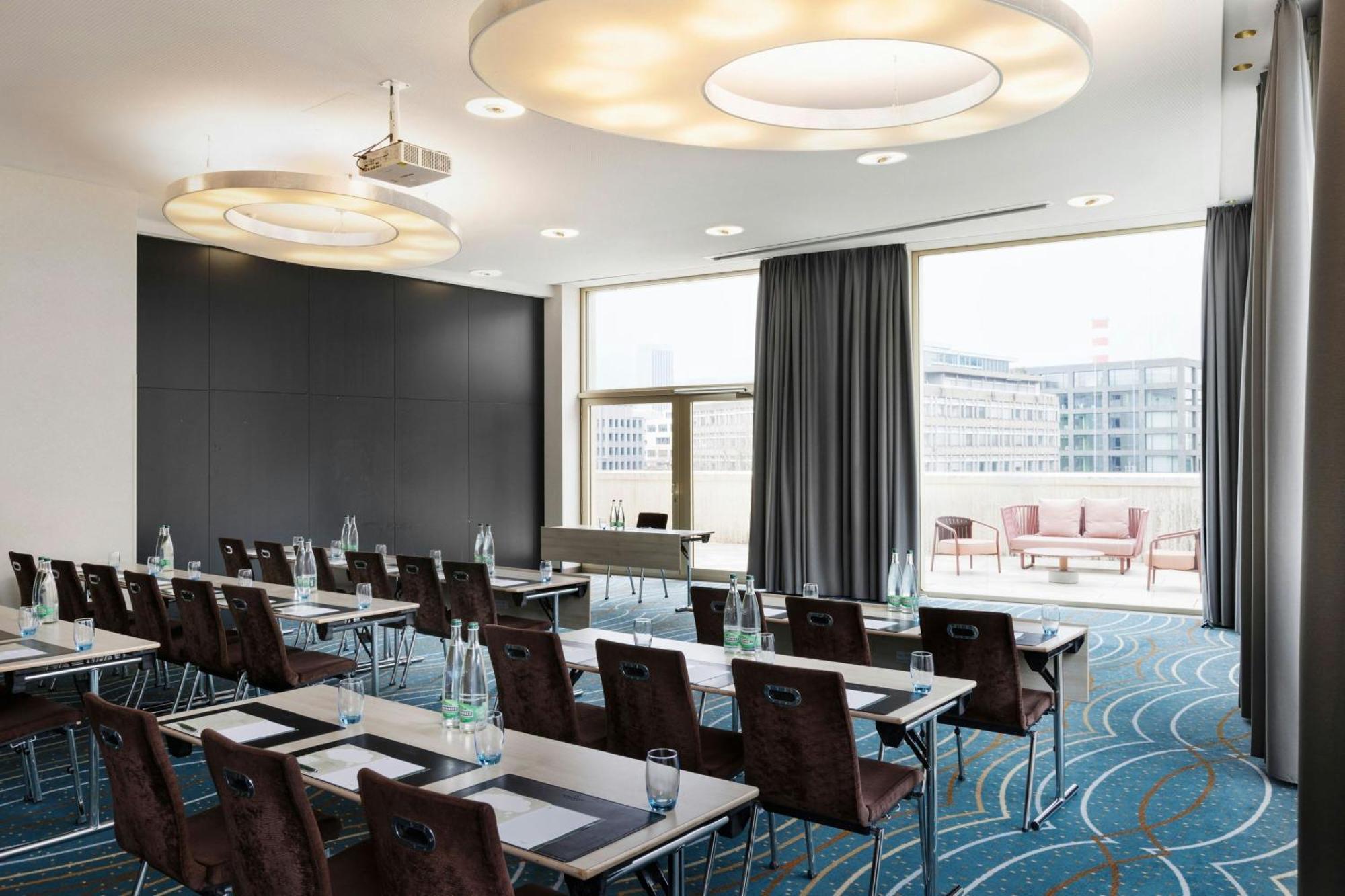 Renaissance Tower Hotel Zurich