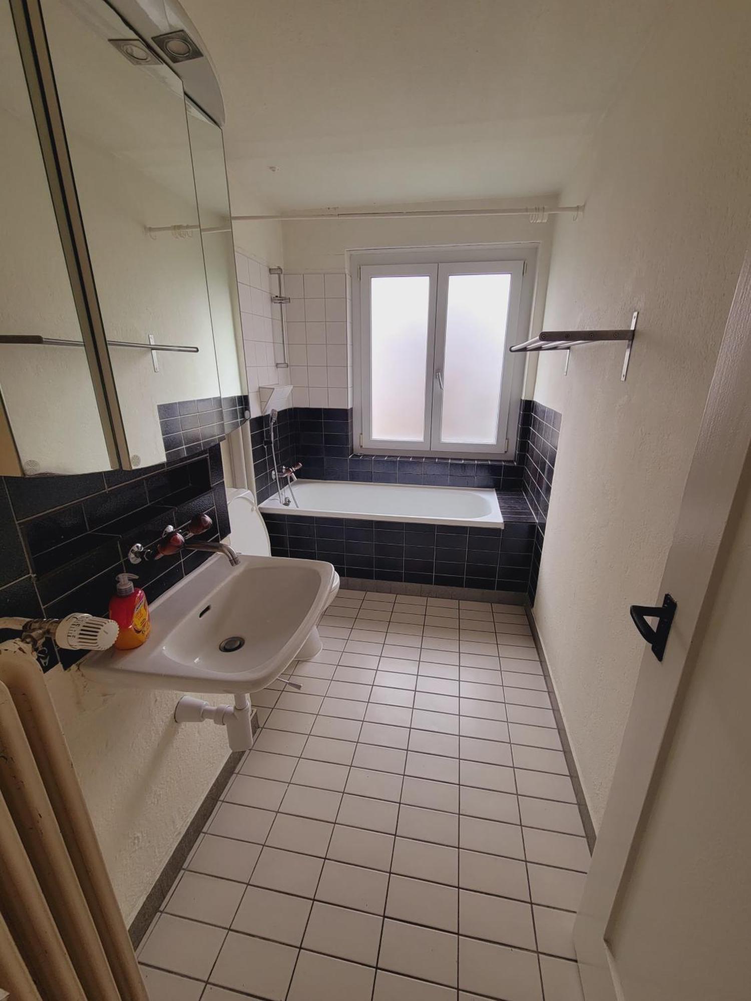 5-Bed Huge Flat In Zurich City - Schurgi - Self Checkin Apartment