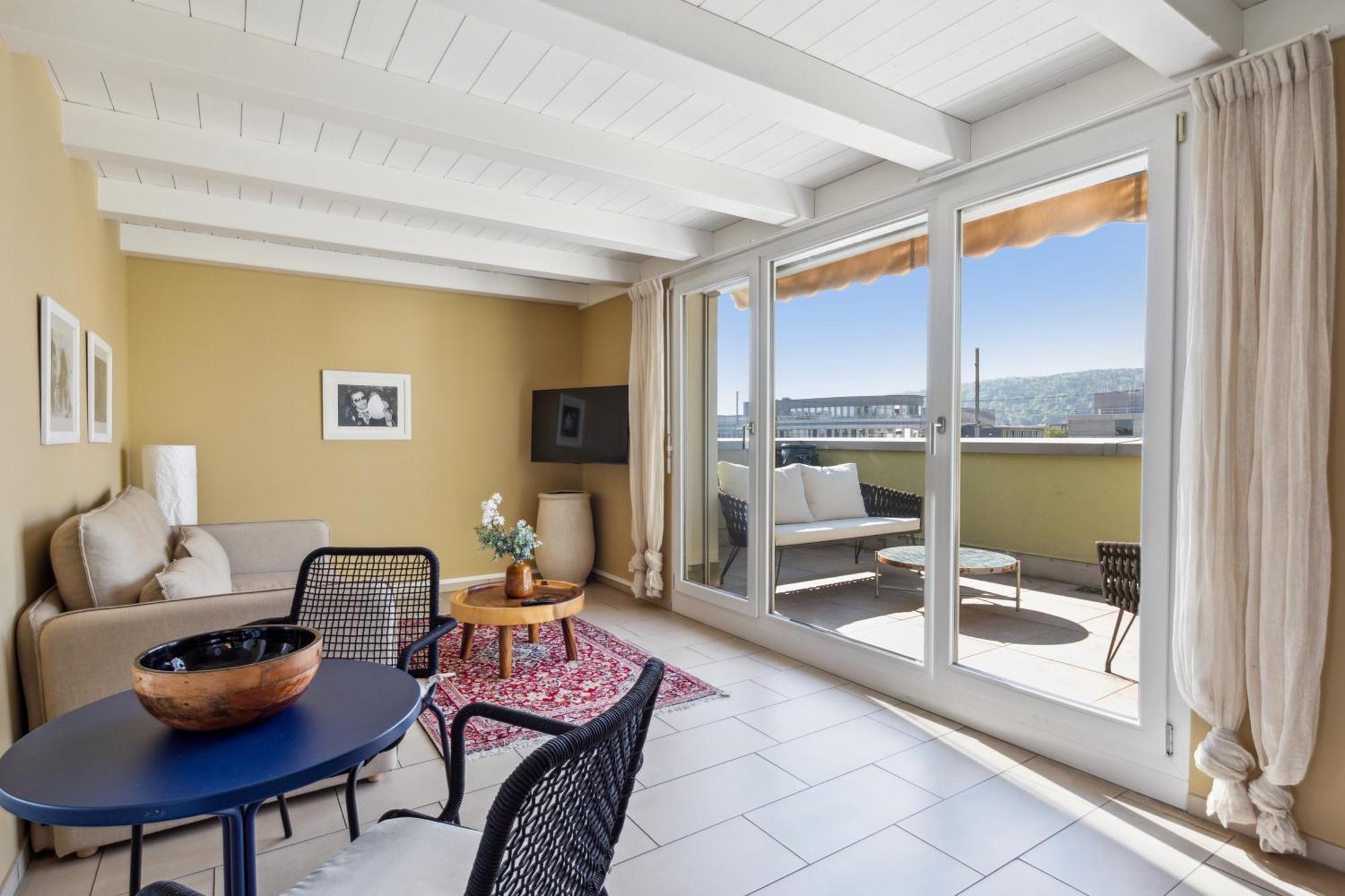 Up&great - Stylish Living Apartment Zurich