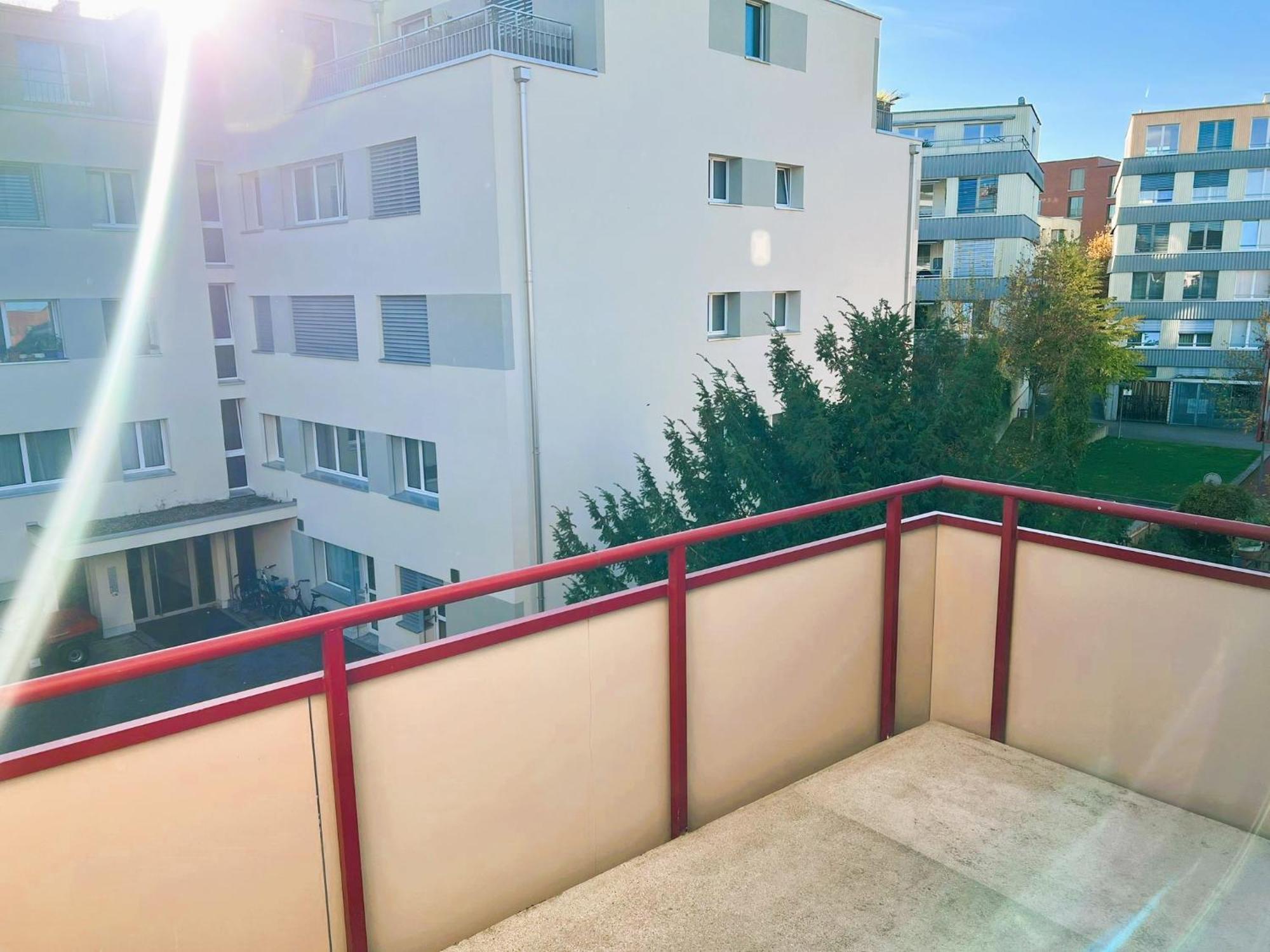 Apartment 3 Center With Balcony Alt 155 & Kars Zurich