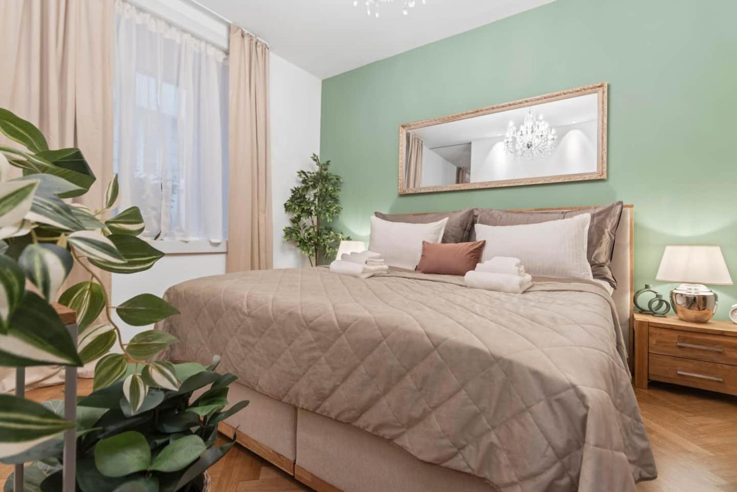 Boutique Ac Freeparking Privateterrace Apartment *