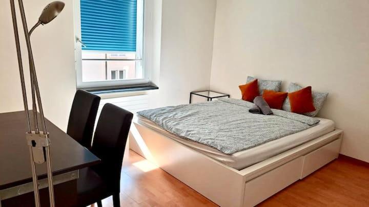 Beautiful 2 With Balcony In Center Downtown Hilda - Self Checkin Apartment Zurich