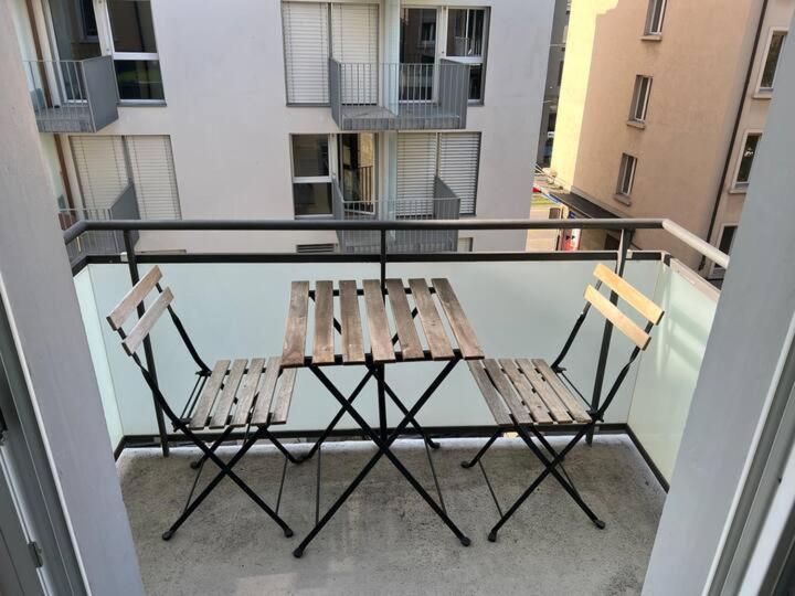 Beautiful 2 With Balcony In Center Downtown Hilda - Self Checkin Apartment