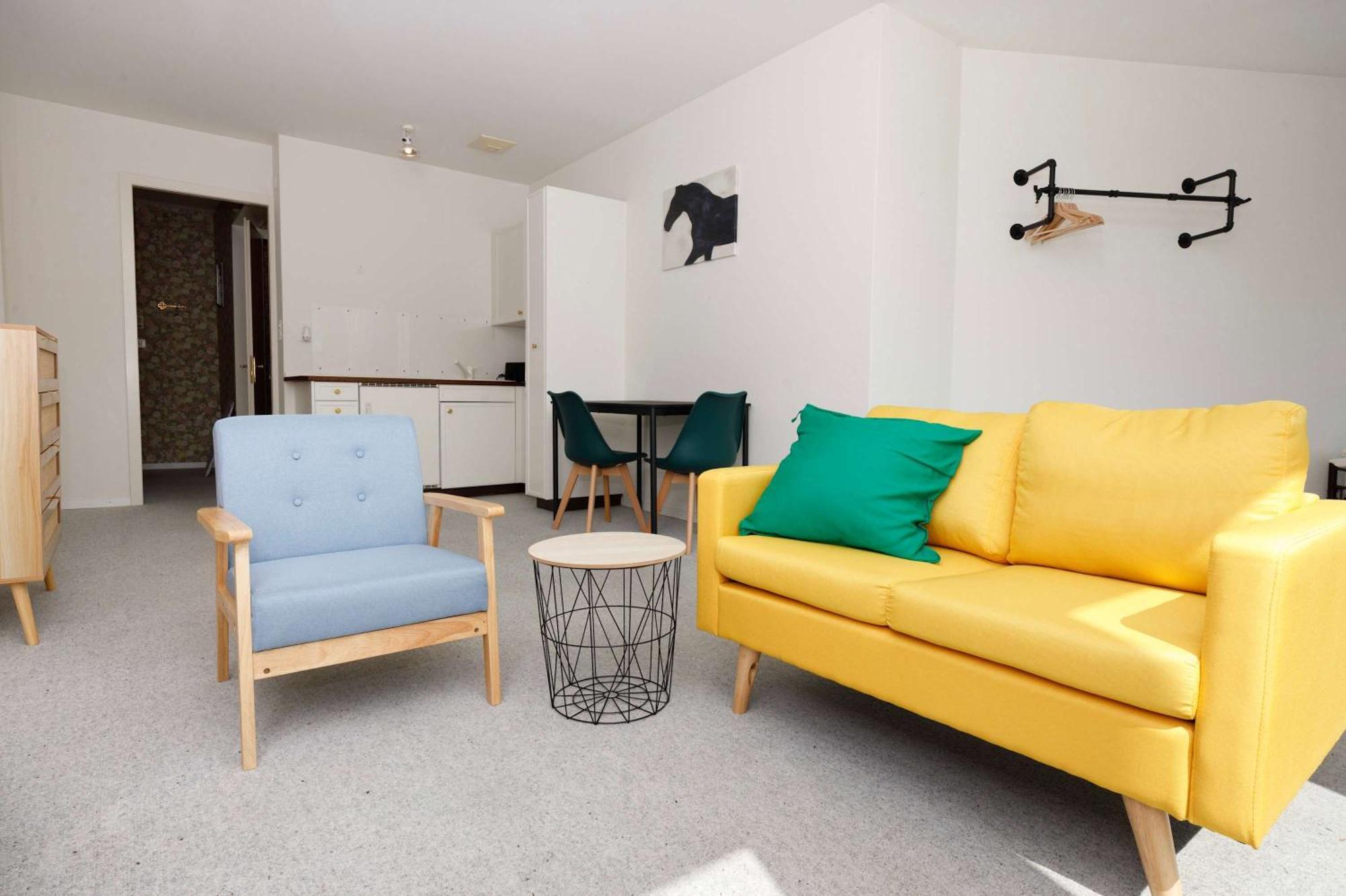 Basic & Cozy & Walkable Zurich