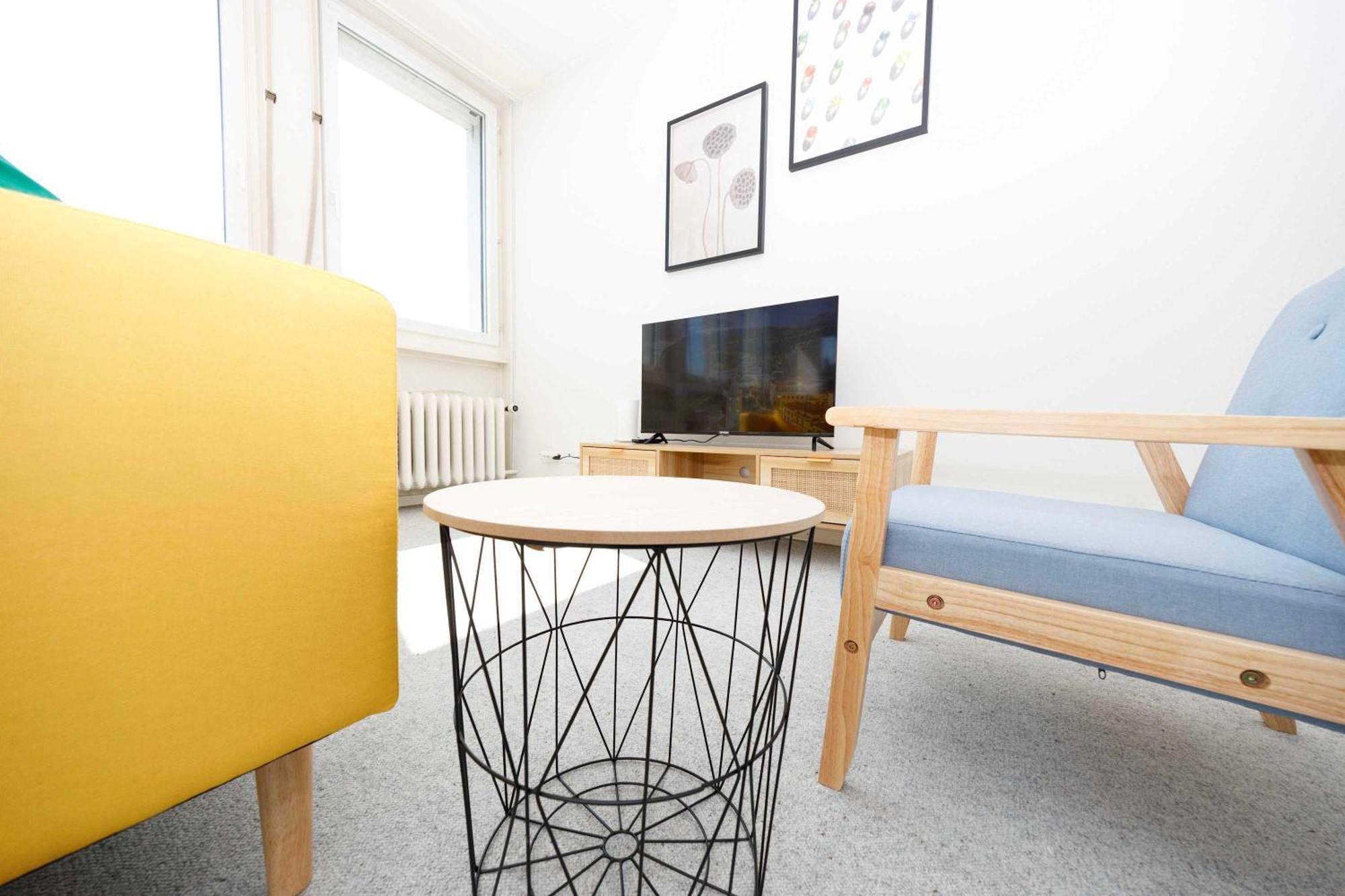 Basic & Cozy & Walkable Apartment