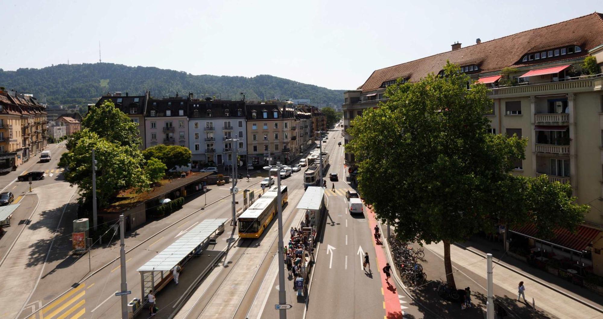 Basic & Cozy & Walkable * Zurich