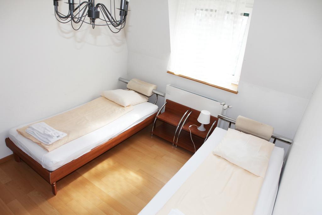 Swiss Star Townhouse Apartment Zurich