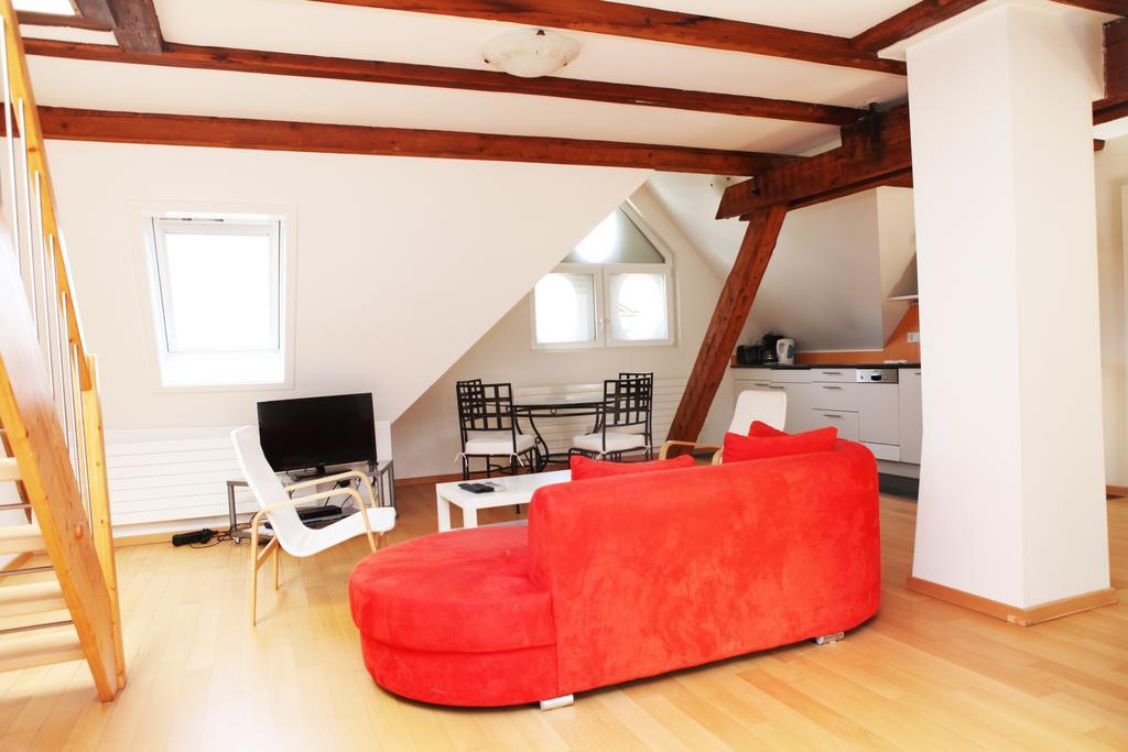 Swiss Star Townhouse Apartment