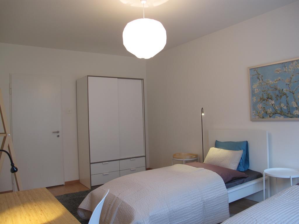 On 107 Manessestrasse * Zurich