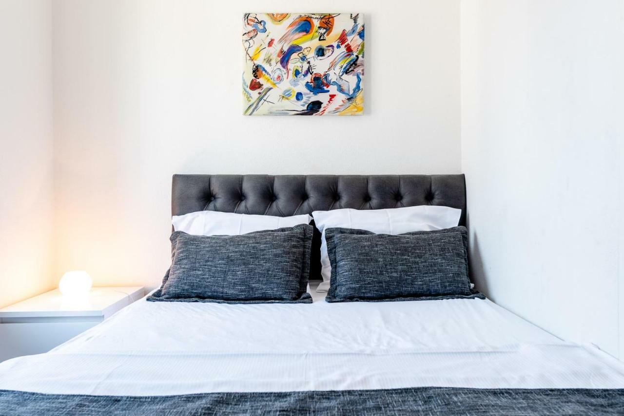 Iq130 Zurich
