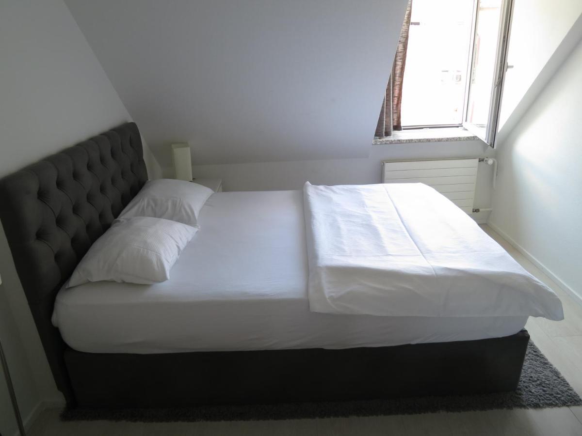 Iq130 3* Zurich
