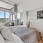 Luxury Business Penthouse Near Mainstation Zuerich