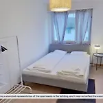 Basic 3Br Flat With Balcony In Zurich