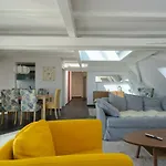 Big Apartment At Zurich Main Station