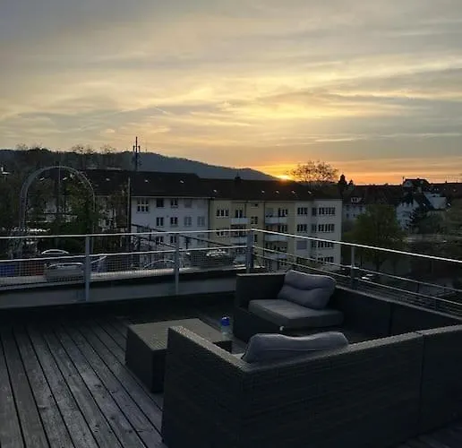 Cozy Apartment With Rooftop