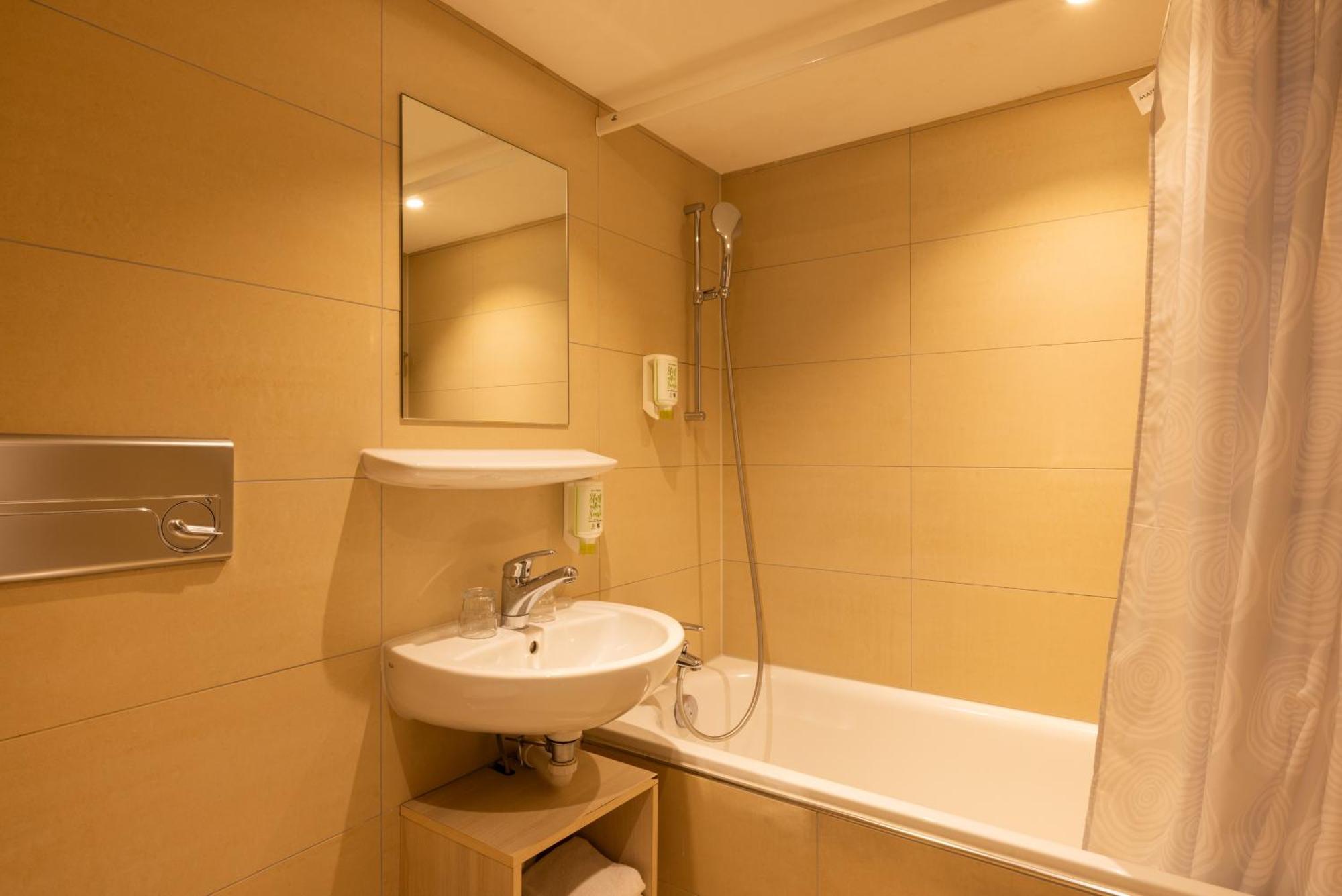 Fred Hauptbahnhof - Mobile Check-in Guest house 2*