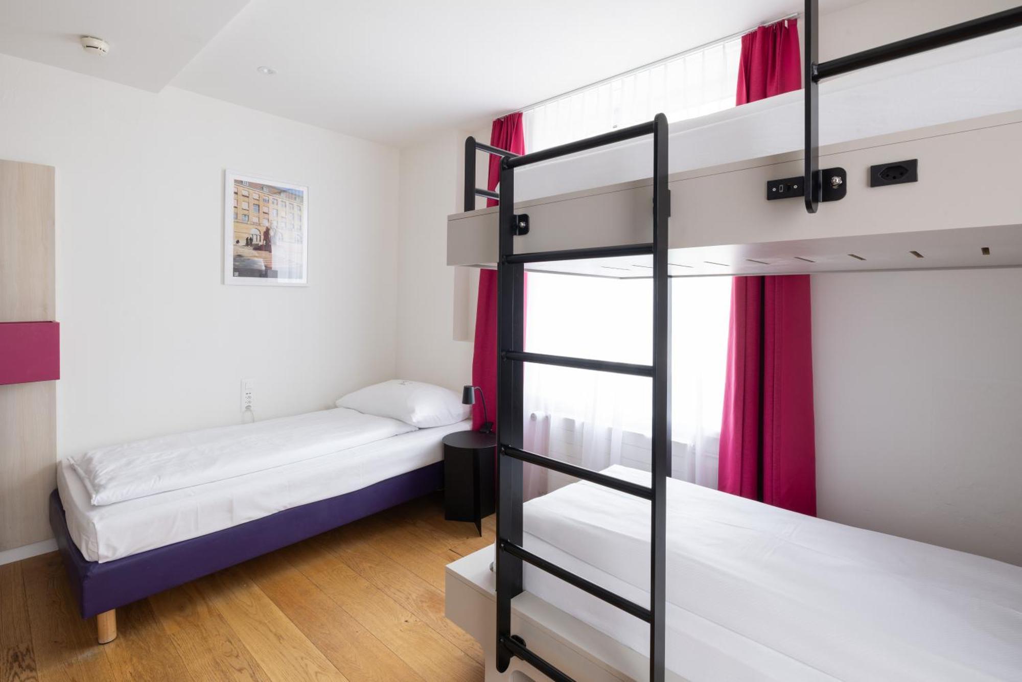 Fred Hauptbahnhof - Mobile Check-in Guest house