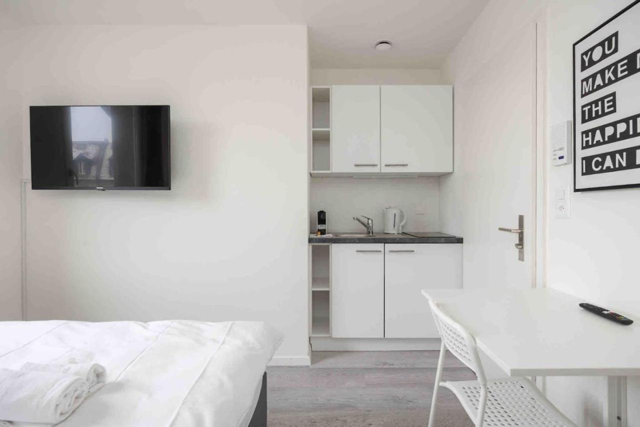 Urban Oasis With Queen Bed And View Be-42 Zurich