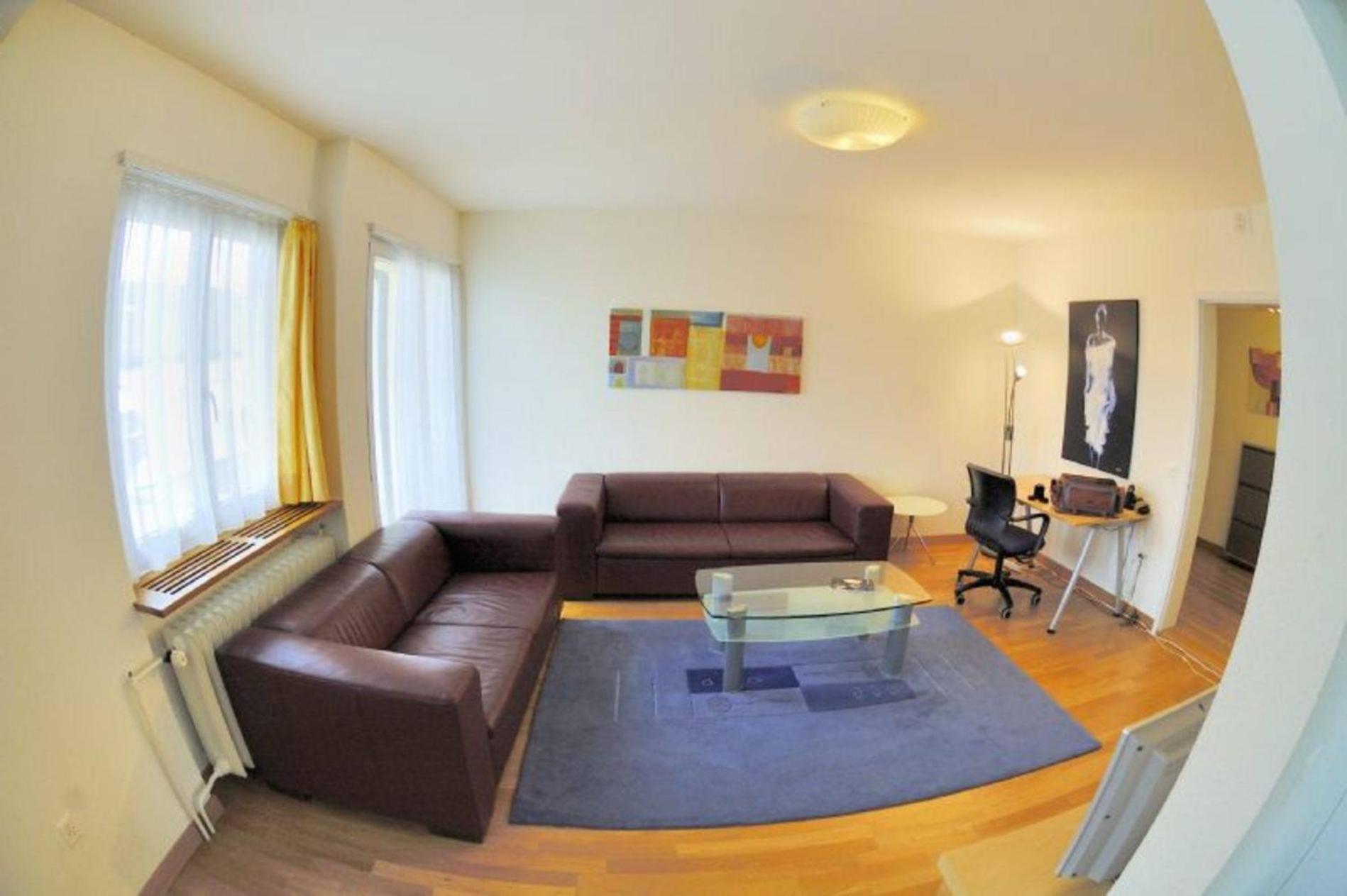 Tranquil Seafront Escape Apartment *
