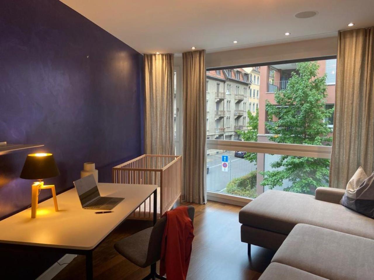 250sqm High End With Ac & Parking