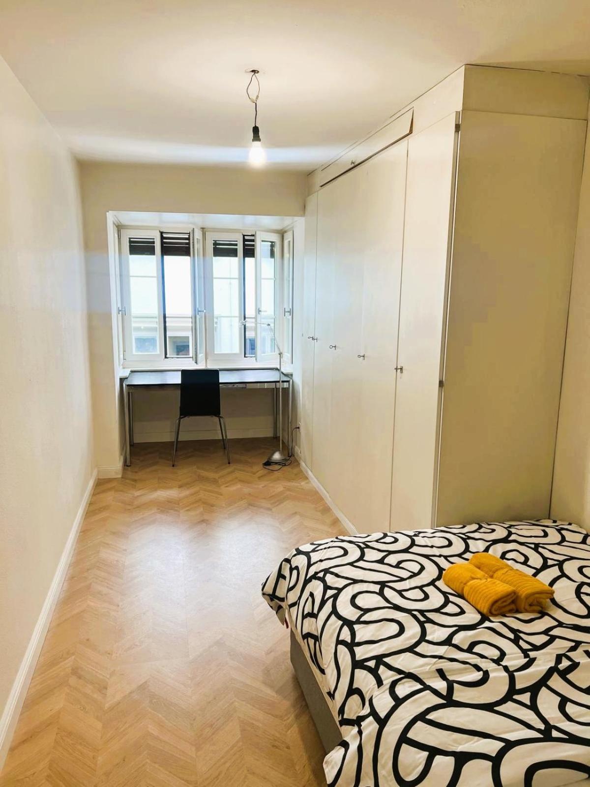 3 Old Town Flat, Munster - Self Checkin - New