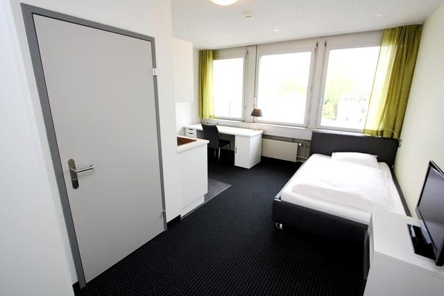 Primestay Apartmenthaus Seebach Zurich