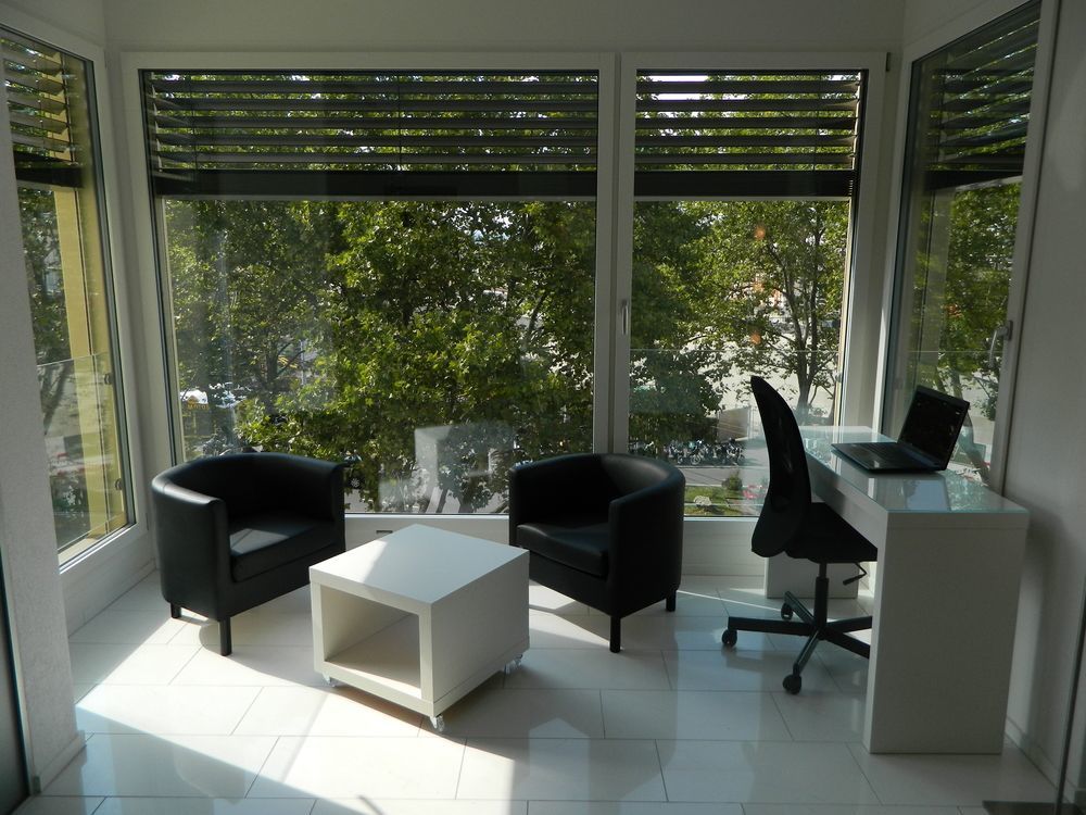 Iq130 Aparthotel 3*