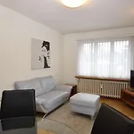 1Br In The Center With Balcony - Mill 351