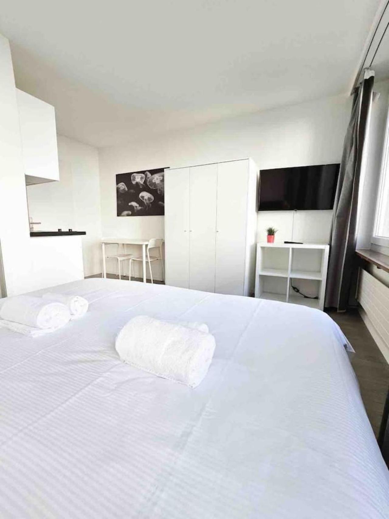 Downtown Deluxe With Queen Bed Be-15 Zurich
