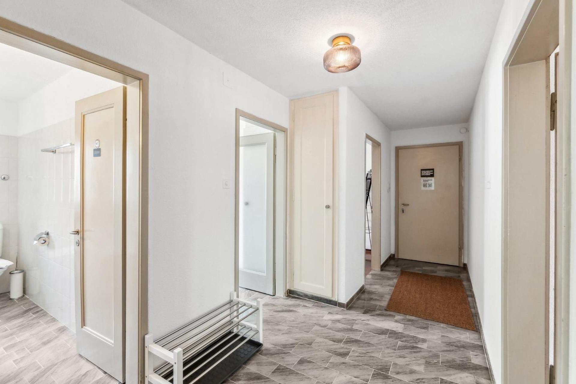 Apartment Altwiesenstrasse 144