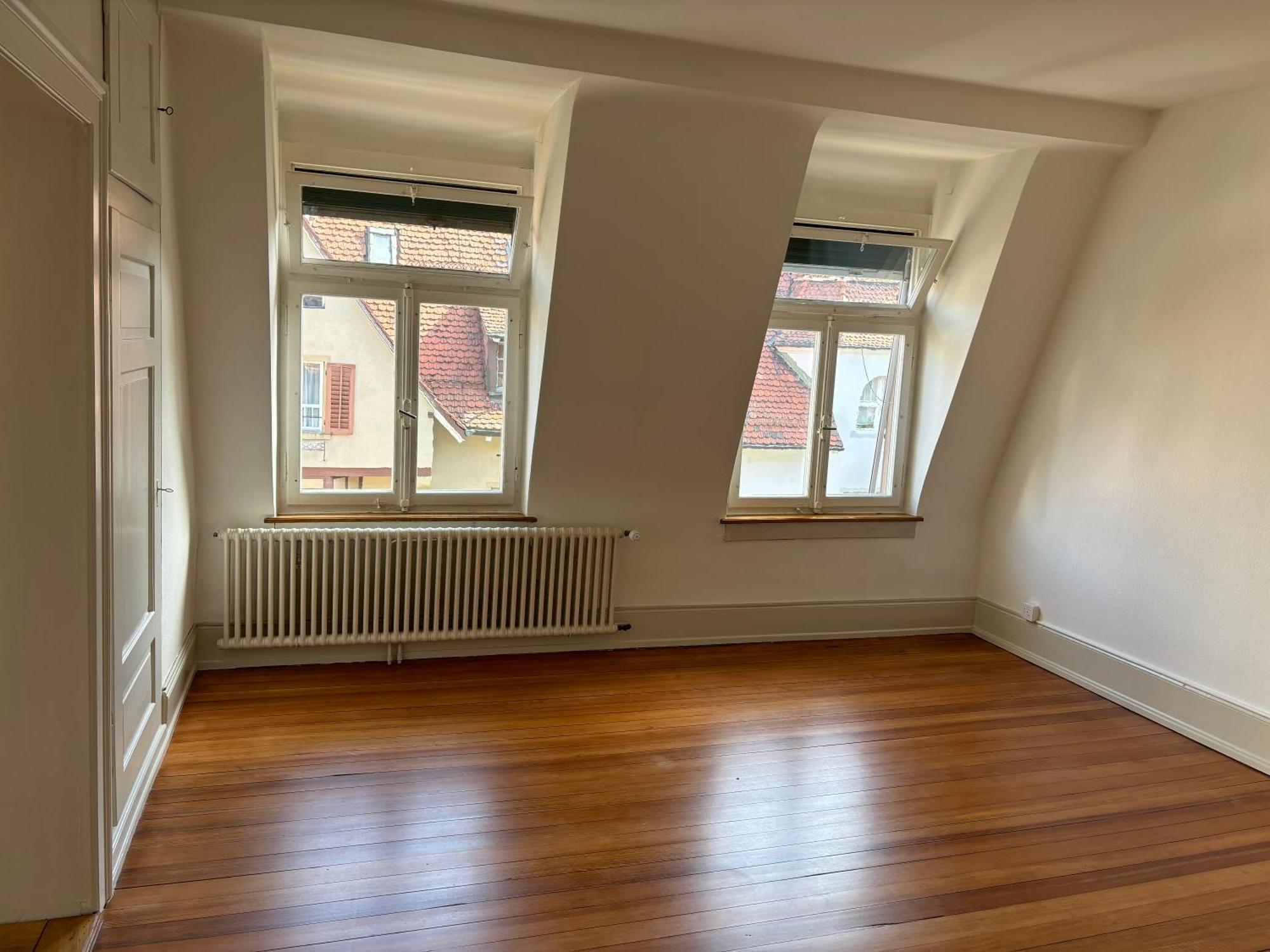 Charmante Altbauwohnung An Zentraler Lage Homestay