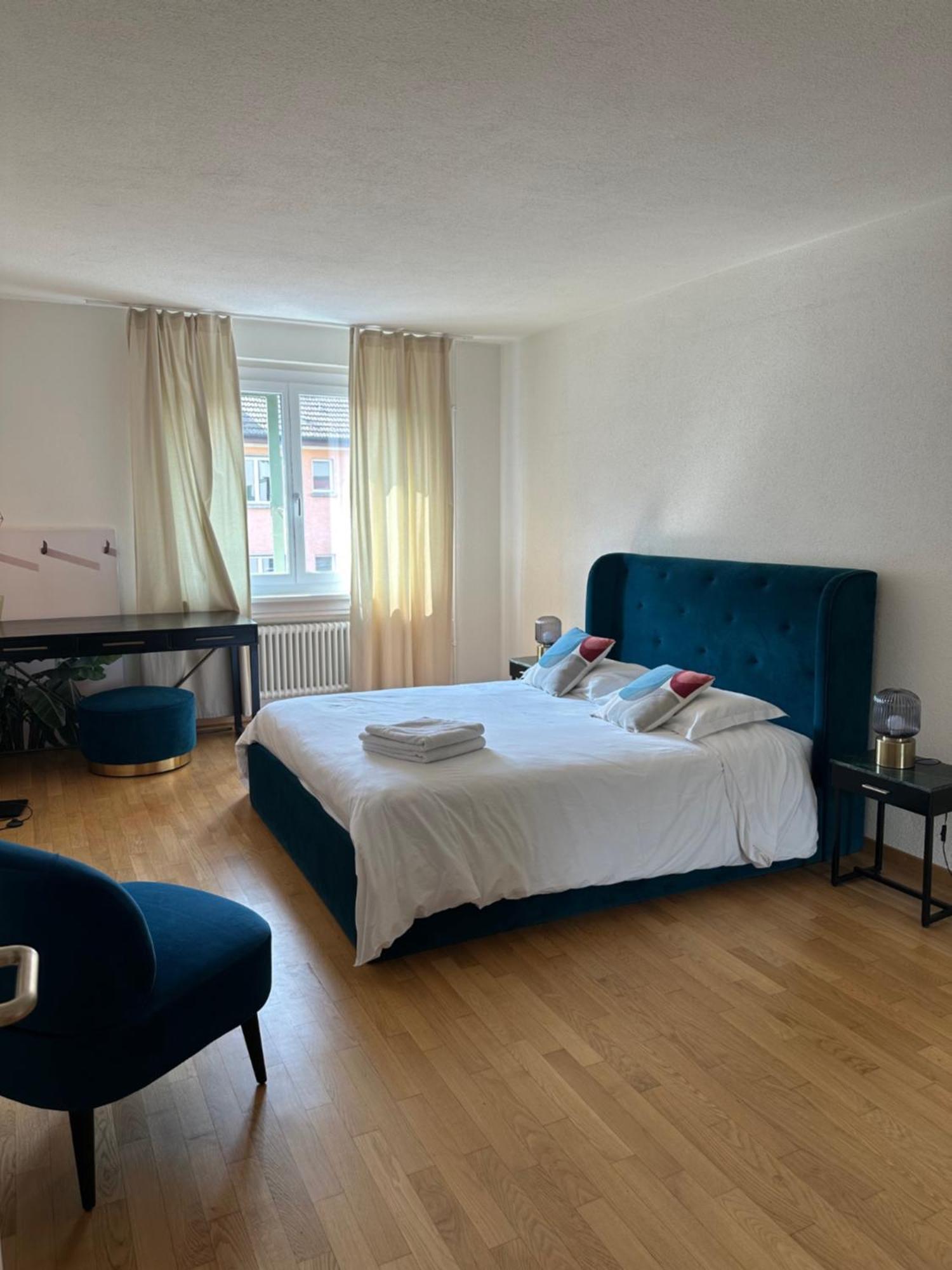 In West-eichbuehlstr 62-66 Apartment Zurich