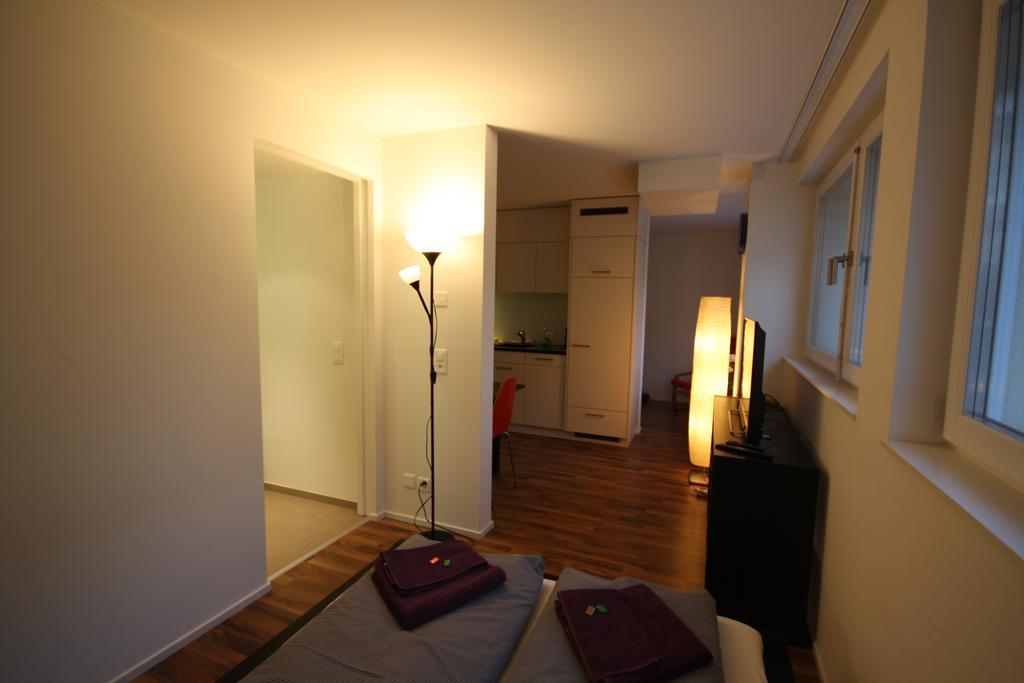 Hitrental Badenerstrasse Zurich