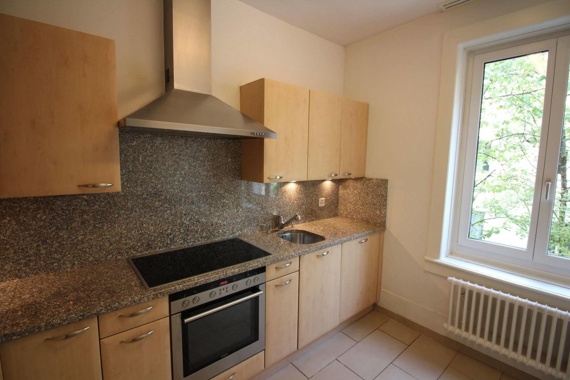 Swiss Star Oerlikon Apartment