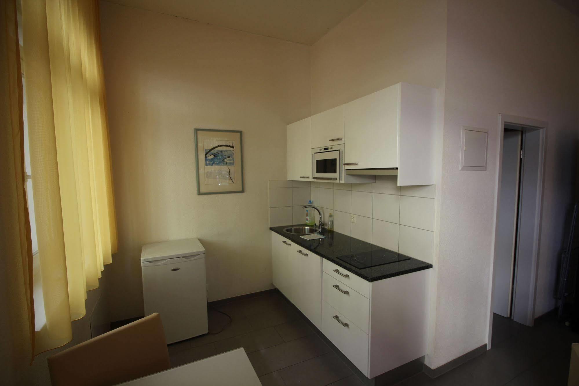 Swiss Star Oerlikon Apartment