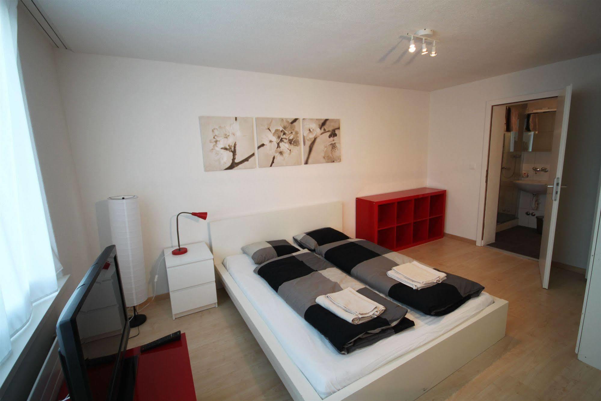 Hitrental Letzigrund - Apartment